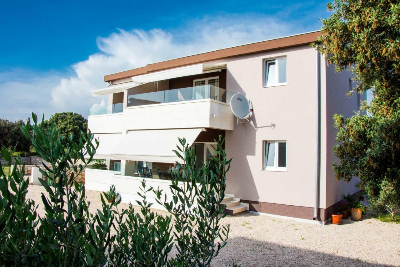 Apartments Melody Mandre Ngoại thất bức ảnh